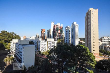 Vista de kitnet/studio para alugar com 1 quarto, 35m² em Real Parque, São Paulo