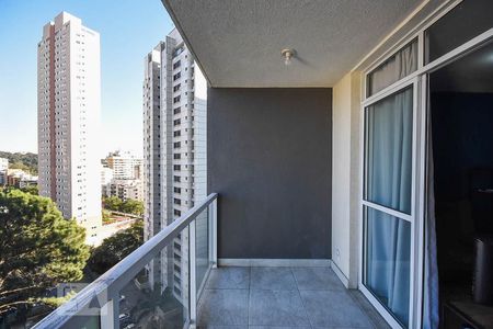 Varanda de kitnet/studio para alugar com 1 quarto, 35m² em Real Parque, São Paulo