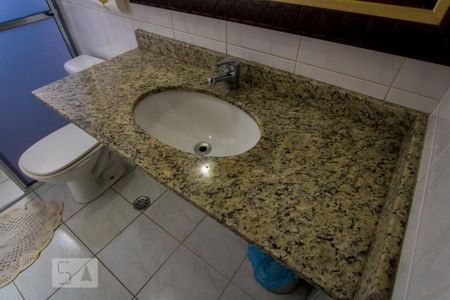 Apartamento à venda com 102m², 3 quartos e 2 vagasBanheiro social