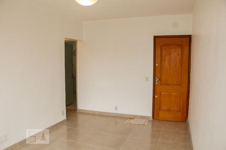 sala de apartamento para alugar com 2 quartos, 71m² em Maracanã, Rio de Janeiro
