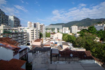 Apartamento à venda com 355m², 4 quartos e 2 vagasVista da Varanda da Suíte 2 e Suíte 3
