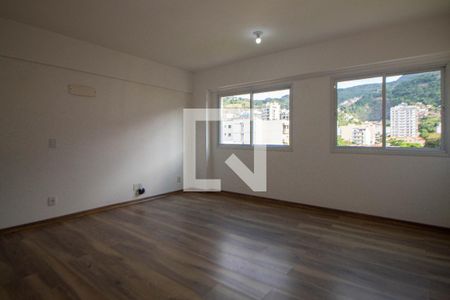 Apartamento à venda com 355m², 4 quartos e 2 vagasSuíte 1
