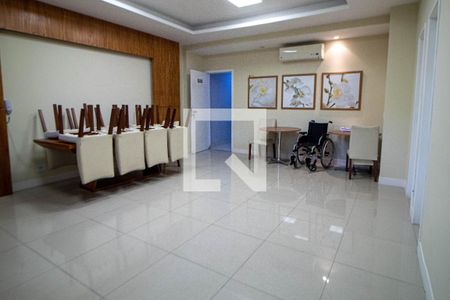 Apartamento à venda com 355m², 4 quartos e 2 vagasÁrea comum - Salão de festas