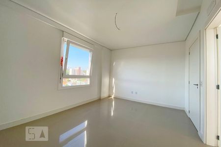 Apartamento à venda com 131m², 3 quartos e 3 vagas Apartamento à venda com 131m², 3 quartos e 3 vagasQuarto 2 - Suíte