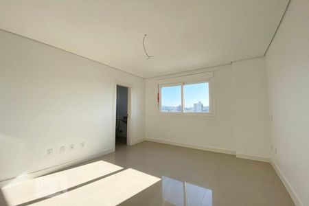 Apartamento à venda com 131m², 3 quartos e 3 vagas Apartamento à venda com 131m², 3 quartos e 3 vagasQuarto 3 - Suíte