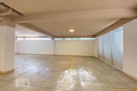 Apartamento à venda com 131m², 3 quartos e 3 vagas Apartamento à venda com 131m², 3 quartos e 3 vagasGaragem 1 e 2