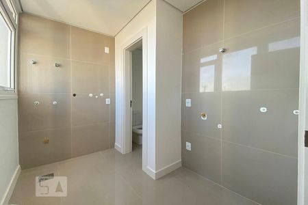 Apartamento à venda com 131m², 3 quartos e 3 vagas Apartamento à venda com 131m², 3 quartos e 3 vagasLavanderia