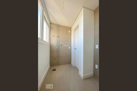 Apartamento à venda com 131m², 3 quartos e 3 vagas Apartamento à venda com 131m², 3 quartos e 3 vagasLavanderia