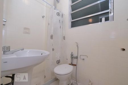 Banheiro de apartamento para alugar com 1 quarto, 38m² em Tijuca, Rio de Janeiro
