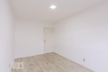 Quarto de apartamento para alugar com 1 quarto, 51m² em Sarandi, Porto Alegre