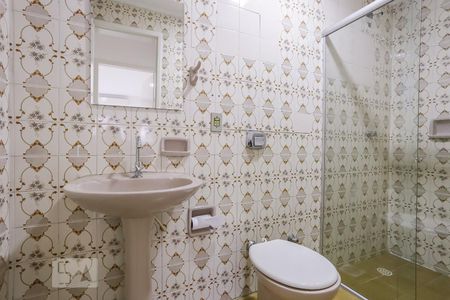 Banheiro  de apartamento para alugar com 1 quarto, 51m² em Sarandi, Porto Alegre