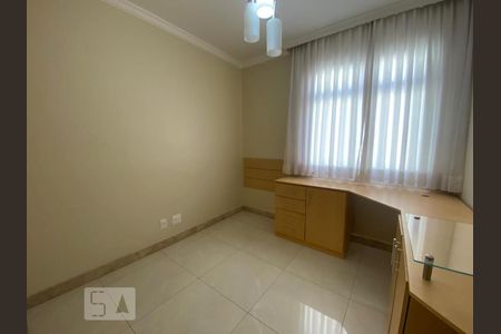 Quarto de apartamento para alugar com 3 quartos, 97m² em Jardim America, Belo Horizonte