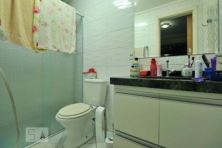 Banheiro da Suíte de apartamento à venda com 3 quartos, 91m² em Vila Pinheirinho, Santo André