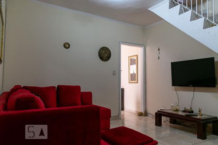 Sala de casa para alugar com 2 quartos, 100m² em Jardim Vila Galvao, Guarulhos