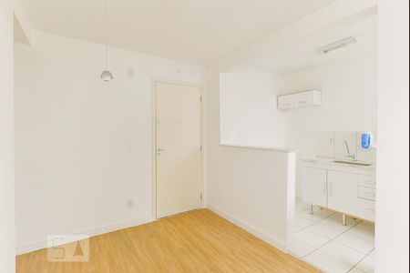 Sala de apartamento à venda com 2 quartos, 46m² em Vila Carminha, Campinas