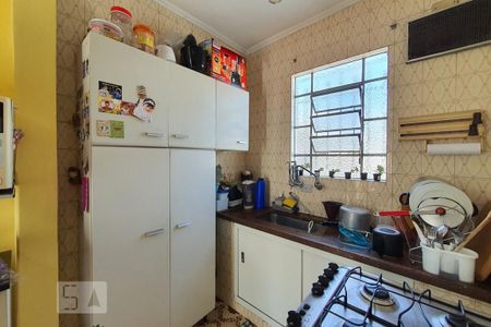 Casa à venda com 216m², 2 quartos e 1 vagaCozinha