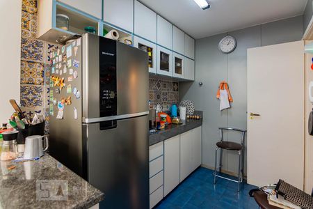 Apartamento para alugar com 145m², 3 quartos e 2 vagas Apartamento para alugar com 145m², 3 quartos e 2 vagasCozinha