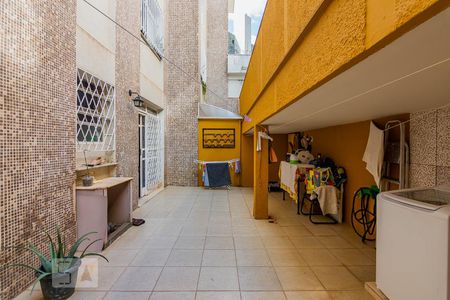 Apartamento para alugar com 145m², 3 quartos e 2 vagas Apartamento para alugar com 145m², 3 quartos e 2 vagasÁrea Externa e Lavanderia