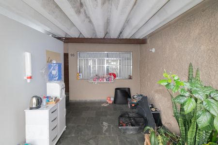 Casa à venda com 130m², 2 quartos e 2 vagas Casa à venda com 130m², 2 quartos e 2 vagasGaragem