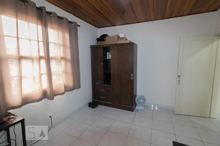 Casa à venda com 130m², 2 quartos e 2 vagas Casa à venda com 130m², 2 quartos e 2 vagasDormitório 2