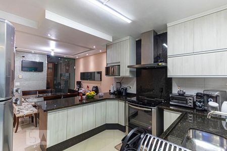 Casa à venda com 220m², 3 quartos e 5 vagasCozinha