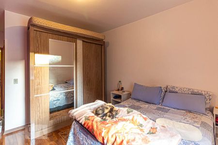 Casa à venda com 220m², 3 quartos e 5 vagasSuíte 3