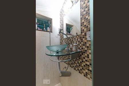 Casa à venda com 220m², 3 quartos e 5 vagasBanheiro