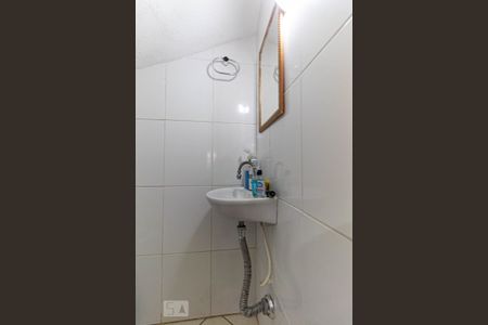 Casa à venda com 220m², 3 quartos e 5 vagasBanheiro de Serviço