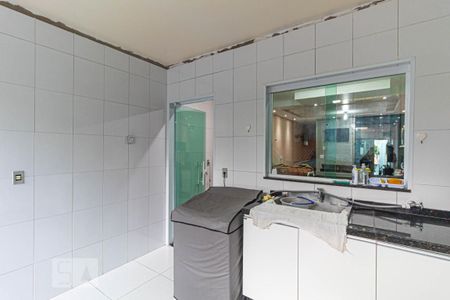 Casa à venda com 220m², 3 quartos e 5 vagasÁrea de Serviço