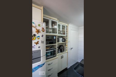 Apartamento à venda com 110m², 3 quartos e 2 vagasCozinha