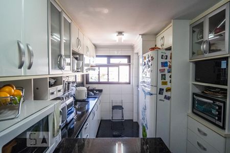 Apartamento à venda com 110m², 3 quartos e 2 vagasCozinha