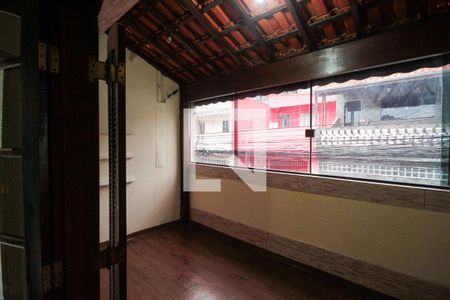 Casa para alugar com 180m², 3 quartos e 1 vaga Casa para alugar com 180m², 3 quartos e 1 vagaSuite