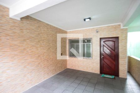 Casa para alugar com 180m², 3 quartos e 1 vaga Casa para alugar com 180m², 3 quartos e 1 vagaHall