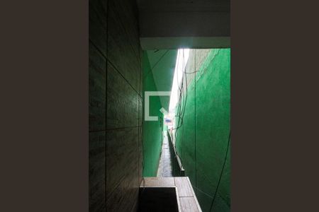 Casa para alugar com 180m², 3 quartos e 1 vaga Casa para alugar com 180m², 3 quartos e 1 vagaCorredor