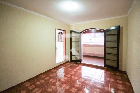 Casa para alugar com 180m², 3 quartos e 1 vaga Casa para alugar com 180m², 3 quartos e 1 vagaSuite