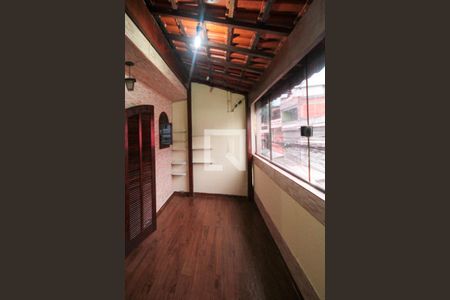 Casa para alugar com 180m², 3 quartos e 1 vaga Casa para alugar com 180m², 3 quartos e 1 vagaSuite