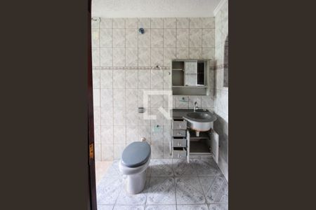 Casa para alugar com 180m², 3 quartos e 1 vaga Casa para alugar com 180m², 3 quartos e 1 vagaBanheiro da Suite