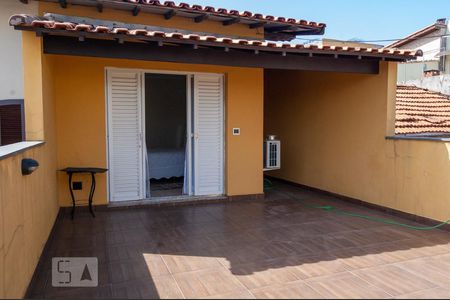 Casa à venda com 150m², 3 quartos e 2 vagasVaranda