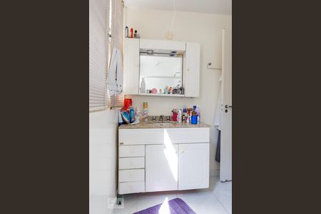 Apartamento à venda com 125m², 3 quartos e 1 vaga Apartamento à venda com 125m², 3 quartos e 1 vagaBanheiro Suíte