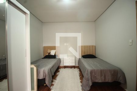 Quarto 2 de casa à venda com 3 quartos, 511m² em Vila Sônia, São Paulo
