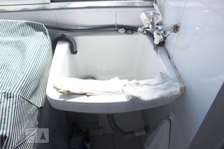 Apartamento à venda com 58m², 2 quartos e 1 vagaÁrea de Serviço