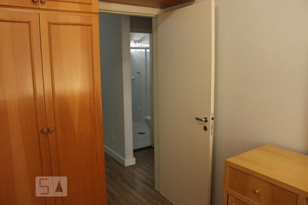 Apartamento à venda com 58m², 2 quartos e 1 vagaQuarto 1 - Armários