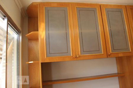 Apartamento à venda com 58m², 2 quartos e 1 vagaQuarto 1 - Armários