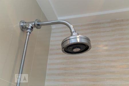 Apartamento para alugar com 97m², 3 quartos e 2 vagasBanheiro da suíte 2 - Chuveiro