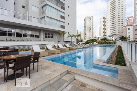 Apartamento para alugar com 97m², 3 quartos e 2 vagasÁrea comum - Piscina