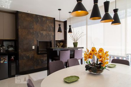 Apartamento para alugar com 97m², 3 quartos e 2 vagasVaranda