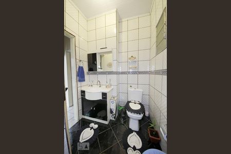 Casa à venda com 80m², 2 quartos e 2 vagasBanheiro