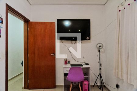 Casa para alugar com 160m², 3 quartos e 2 vagasQuarto 1