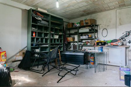 Casa à venda com 630m², 3 quartos e 4 vagasDeposito