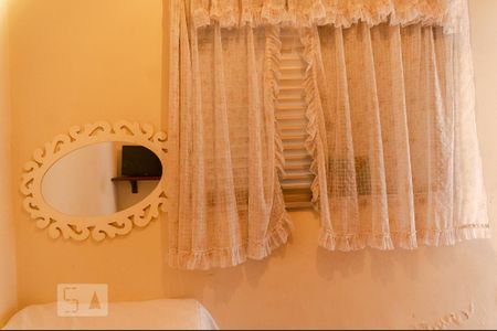 Casa à venda com 630m², 3 quartos e 4 vagasQuarto de Serviço